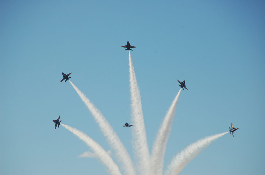 Attending Your First Airshow - MommyNerdist